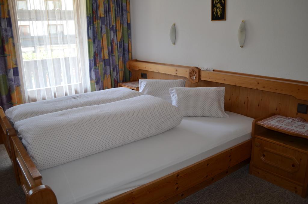 Laerchenhof Hotell Leutasch Rum bild